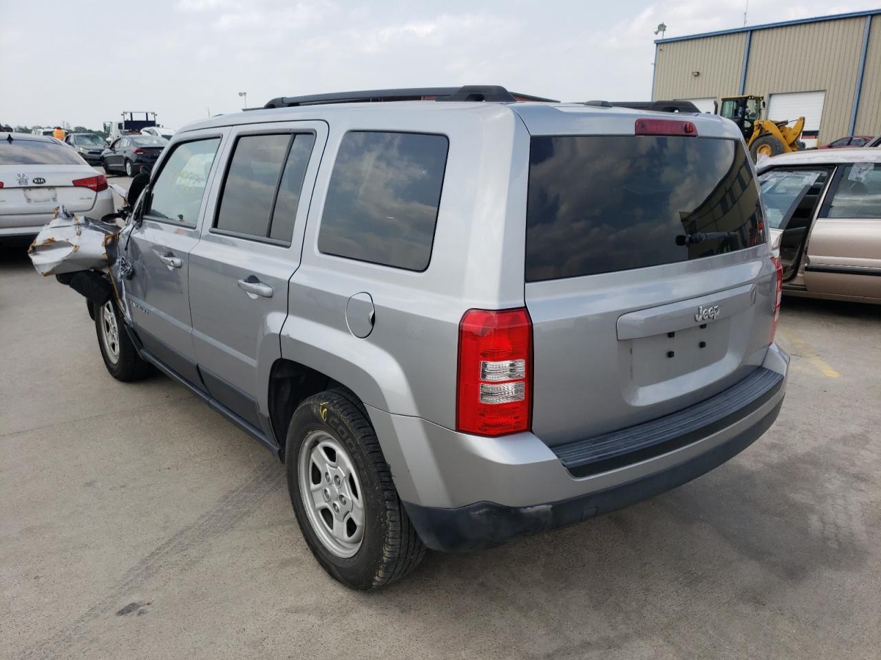 Photo 3 from auction – 2017 JEEP PATRIOT SP with VIN 1C4NJPBB4HD120933