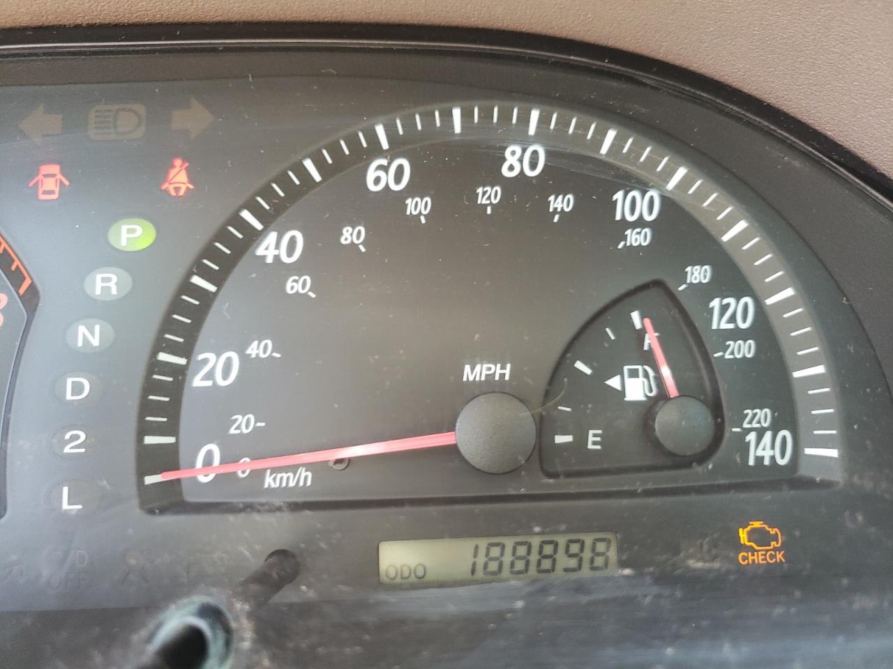 Photo 8 from auction – 2003 TOYOTA CAMRY LE with VIN 4T1BE32K63U656707