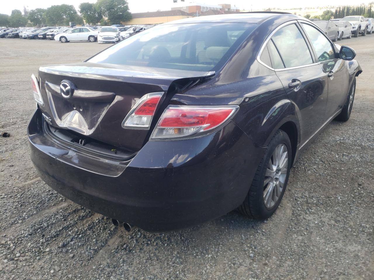 Photo 4 from auction – 2010 MAZDA 6 I with VIN 1YVHZ8CH8A5M06857