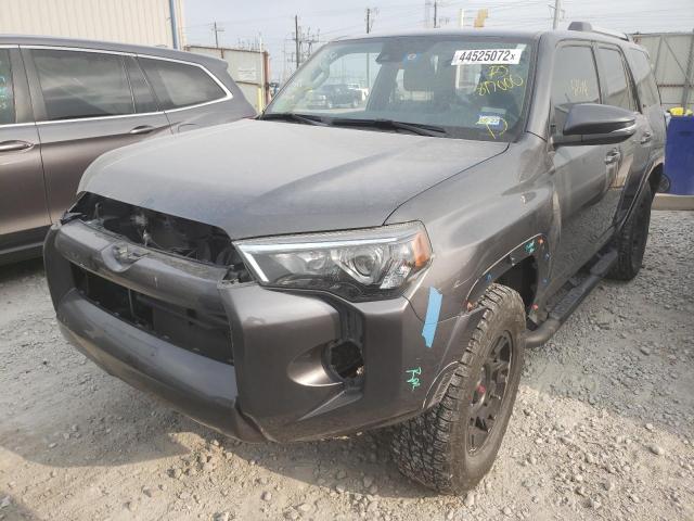 Photo 2 from auction – 2020 TOYOTA 4RUNNER SR with VIN JTEBU5JR4L5817000
