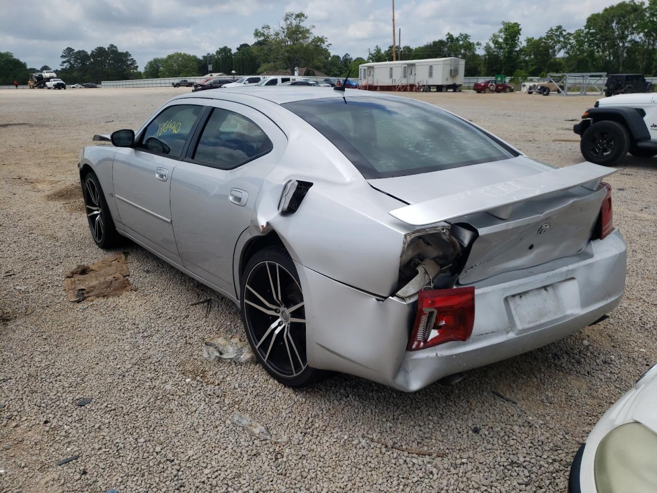 Photo 3 from auction – 2008 DODGE CHARGER with VIN 2B3KA43G18H286164