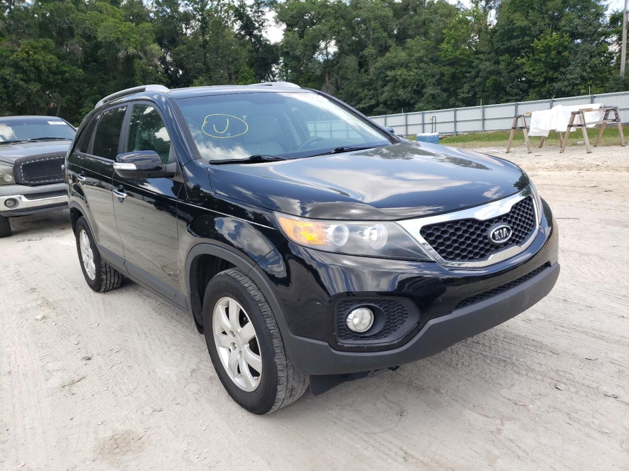 KIA SORENTO BA 2011 with VIN 5XYKT3A13BG013623 - Photo from auction