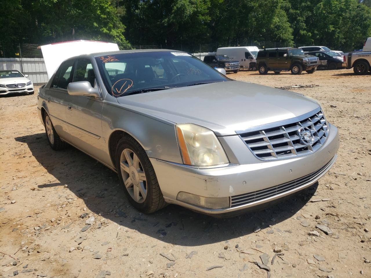 CADILLAC DTS 2007 with VIN 1G6KD57Y87U115716 - Photo from auction