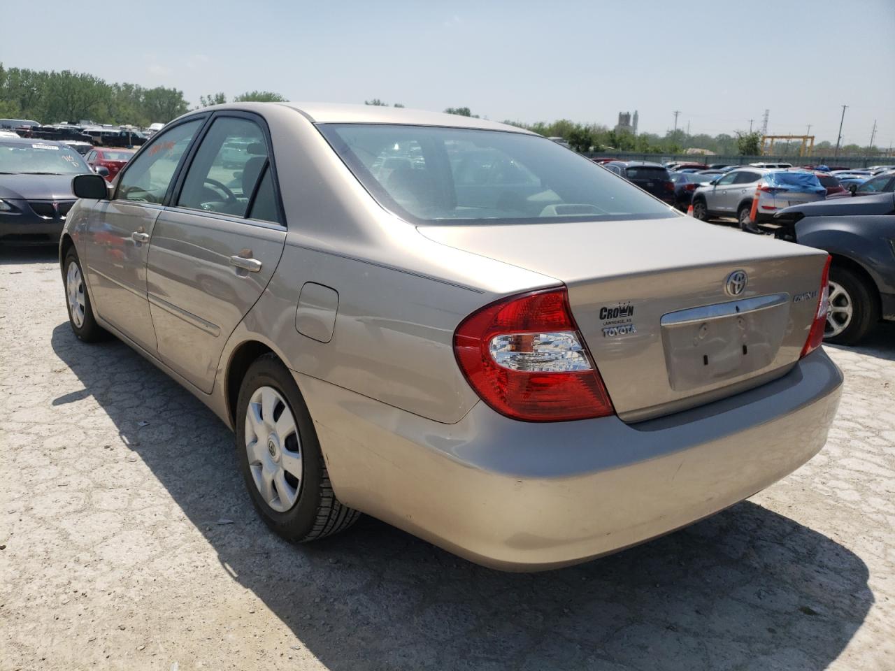 Photo 3 from auction – 2002 TOYOTA CAMRY LE with VIN 4T1BE32K42U015604