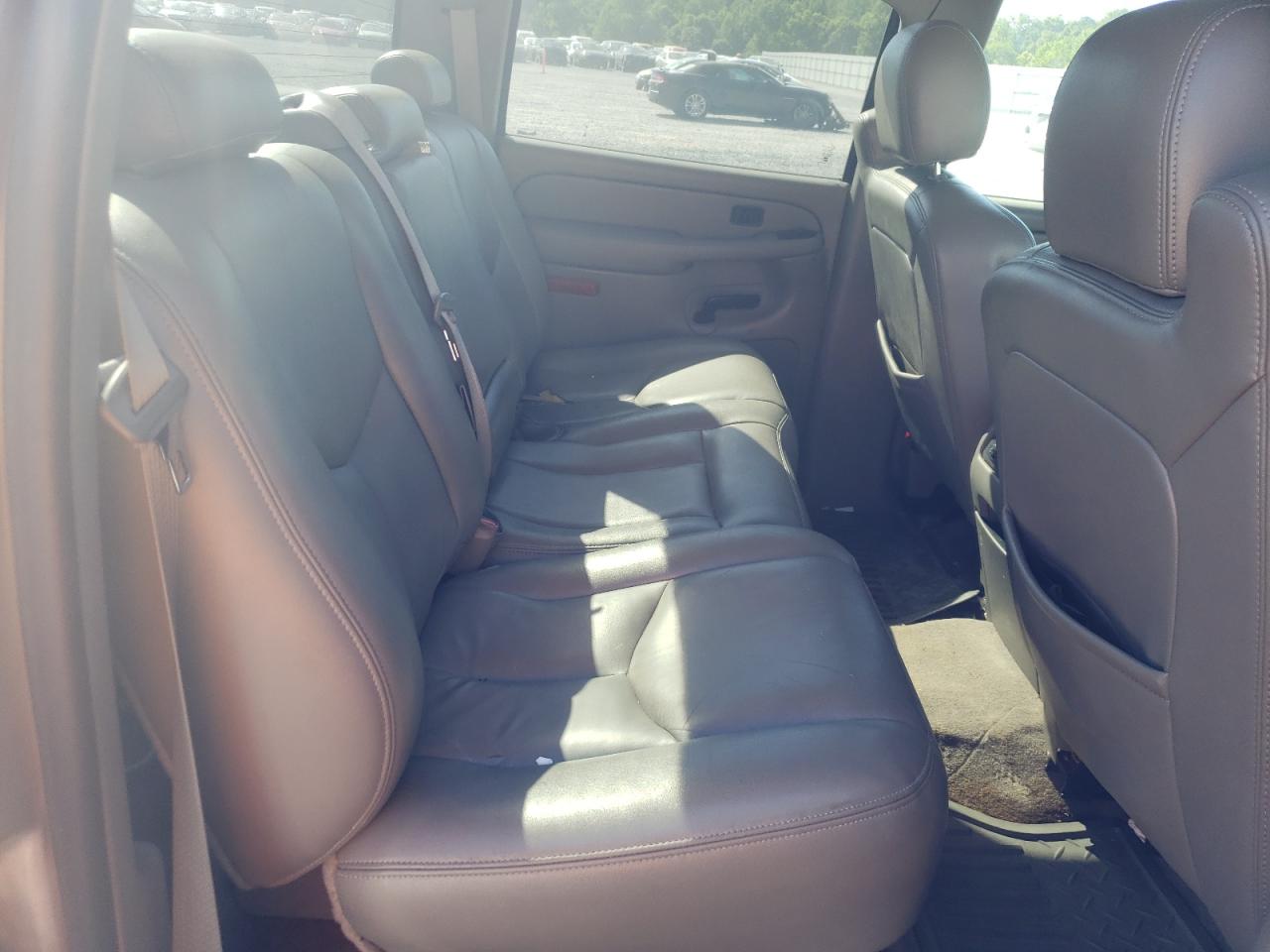 Photo 6 from auction – 2005 CHEVROLET SILVERADO with VIN 2GCEC13T351230023