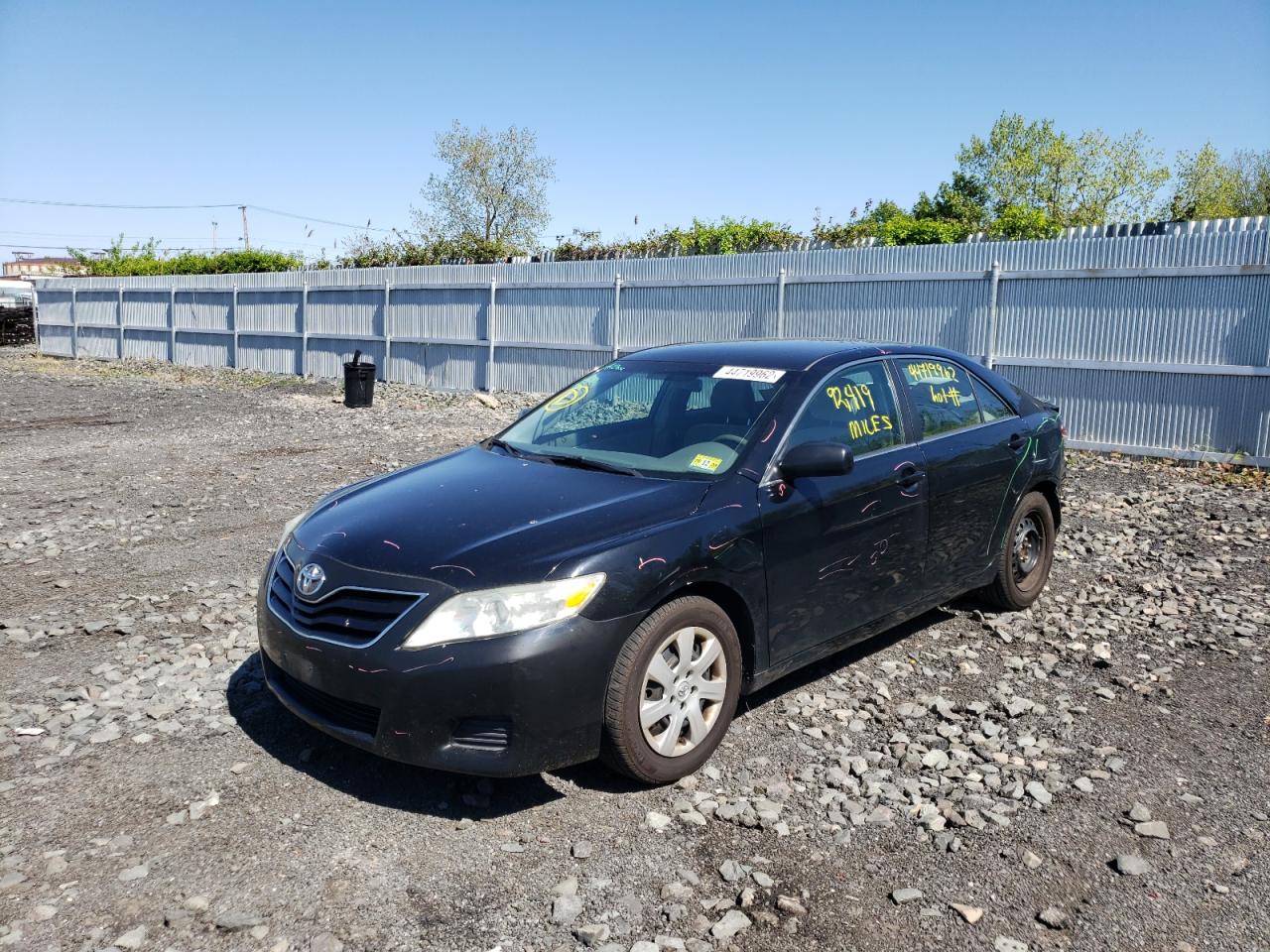Photo 2 from auction – 2011 TOYOTA CAMRY BASE with VIN 4T1BF3EK8BU673130