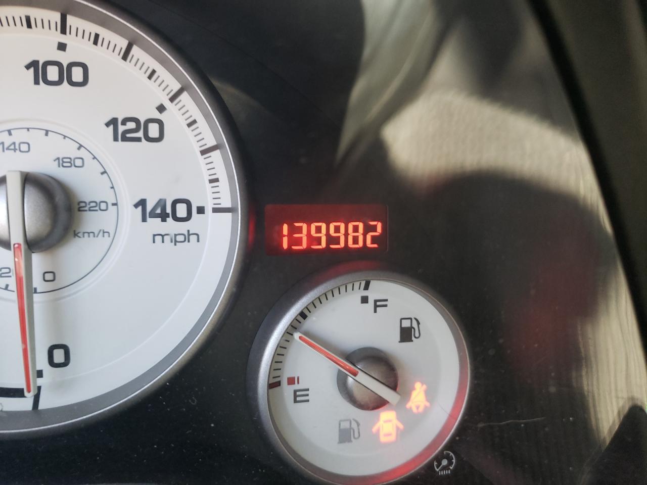 Photo 8 from auction – 2006 ACURA RSX with VIN JH4DC54816S015981