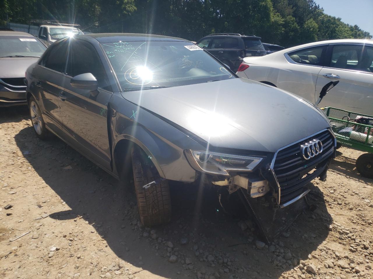 AUDI A3 PREMIUM 2017 with VIN WAUAUGFFXH1059069 - Photo from auction