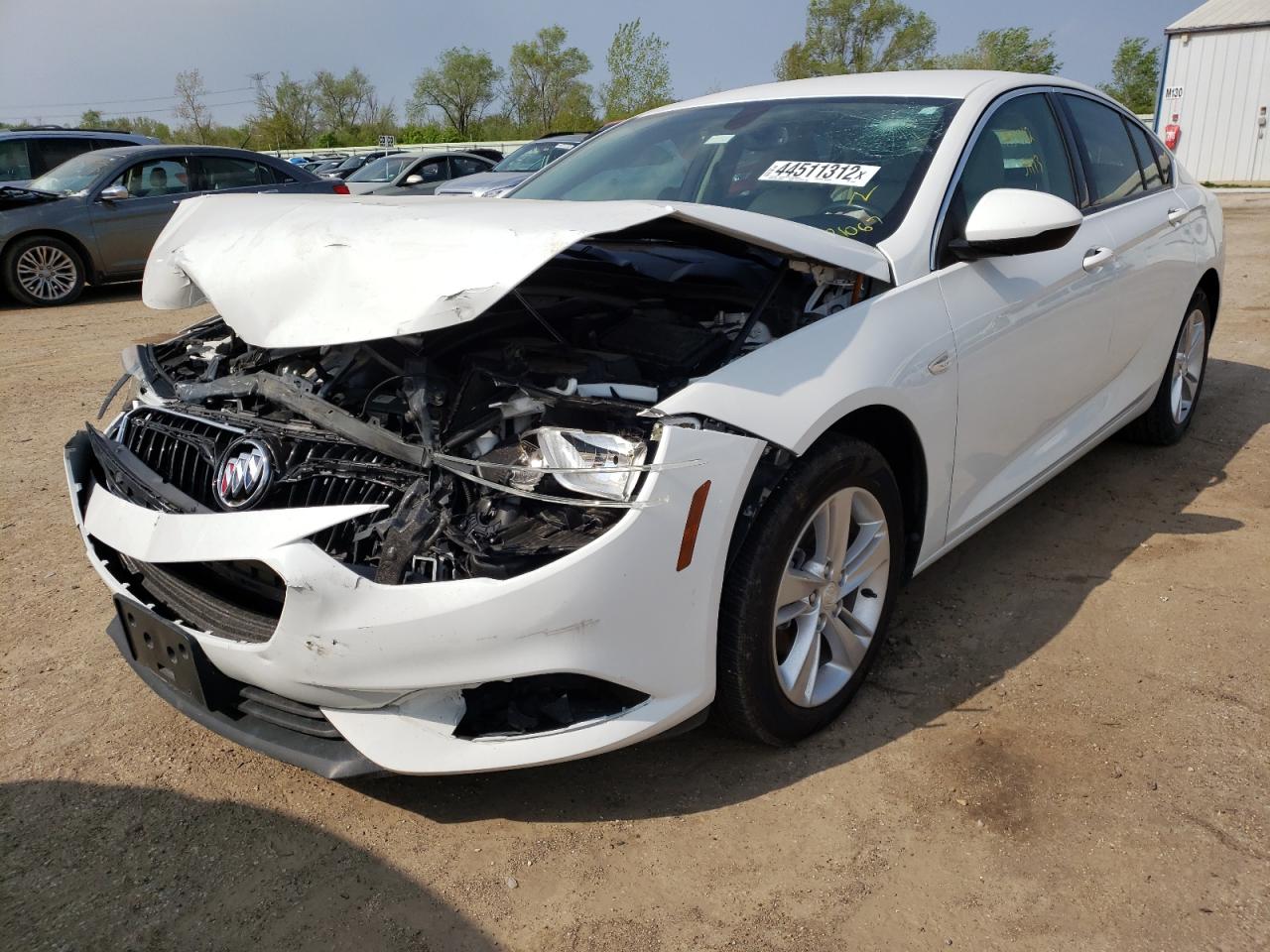 Photo 2 from auction – 2018 BUICK REGAL PREF with VIN W04GL6SX9J1121067