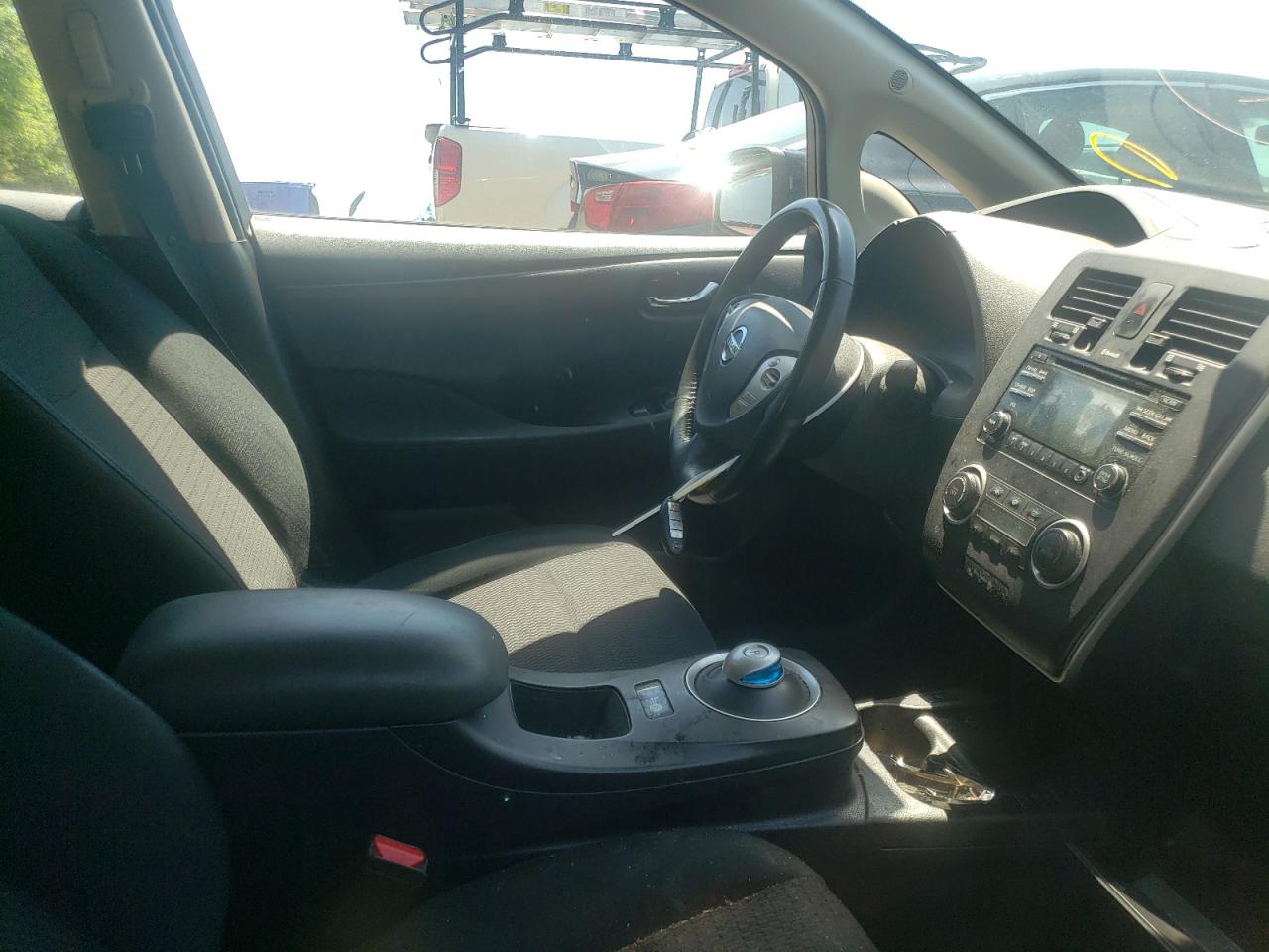 Photo 5 from auction – 2015 NISSAN LEAF S with VIN 1N4AZ0CP0FC332116