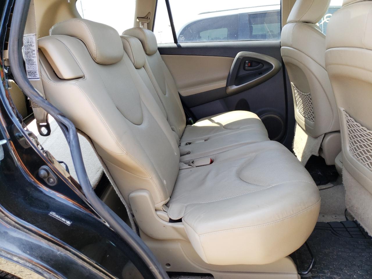 Photo 6 from auction – 2009 TOYOTA RAV4 LIMIT with VIN JTMBK31V09D005218