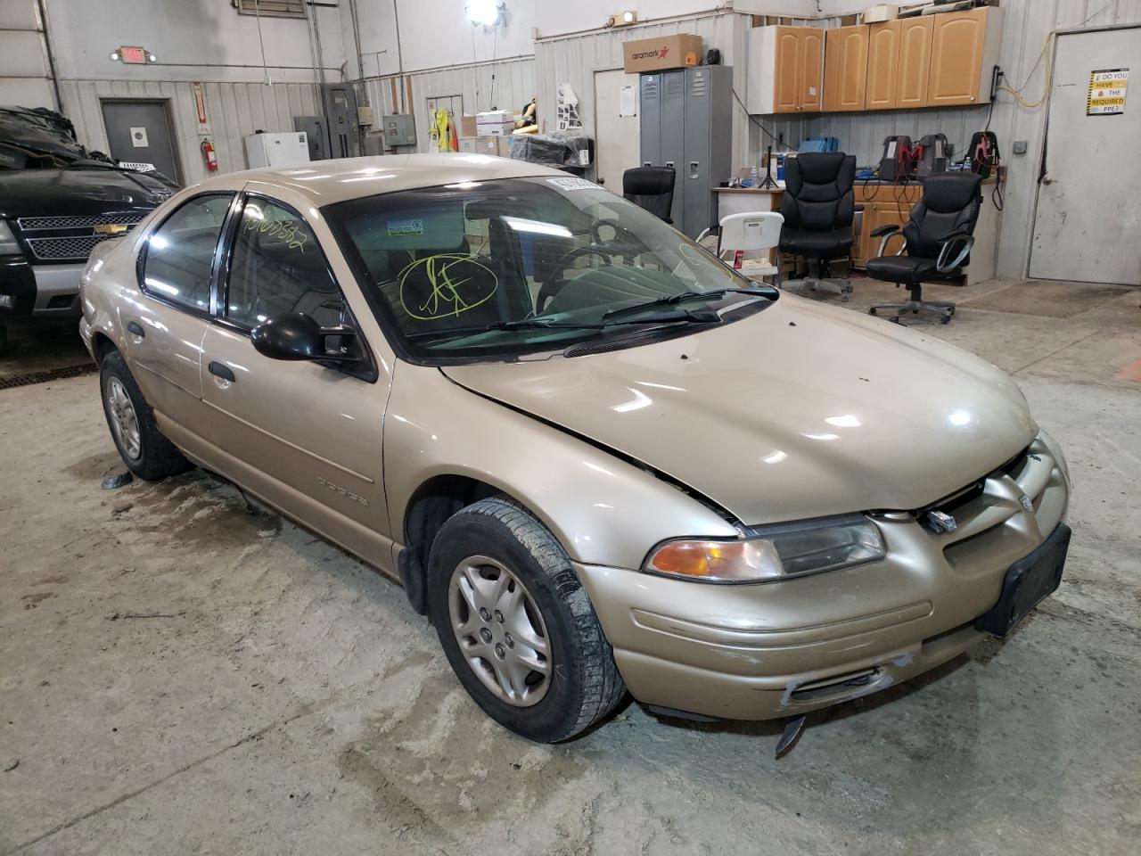 DODGE STRATUS SE 2000 with VIN 1B3EJ46X0YN244780 - Photo from auction
