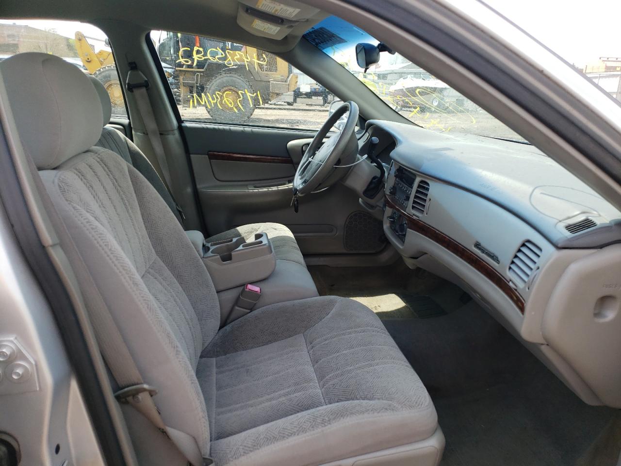 Photo 5 from auction – 2004 CHEVROLET IMPALA with VIN 2G1WF52E149337425