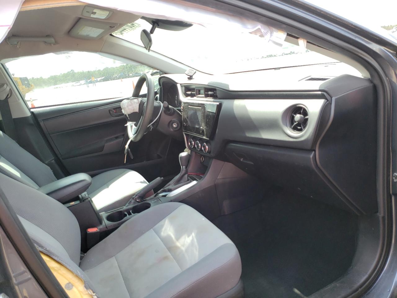 Photo 5 from auction – 2017 TOYOTA COROLLA L with VIN 2T1BURHE5HC746866