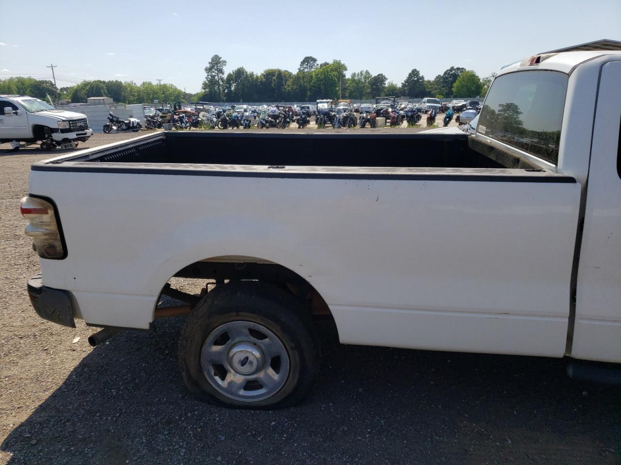 Photo 6 from auction – 2007 FORD F150 with VIN 1FTRF12217NA50283