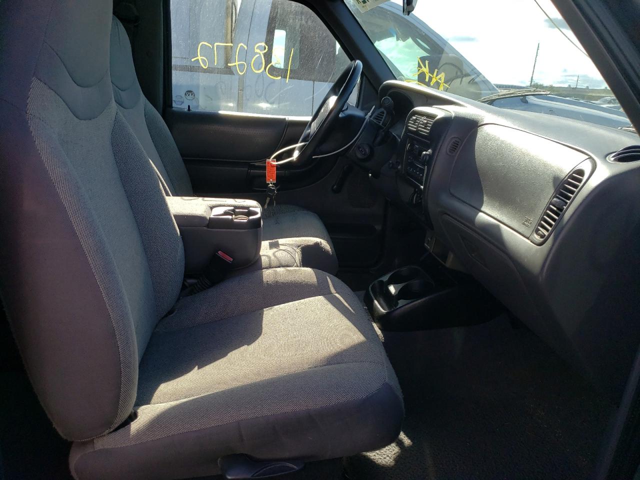 Photo 5 from auction – 2001 FORD RANGER SUP with VIN 1FTYR14V01PB76639