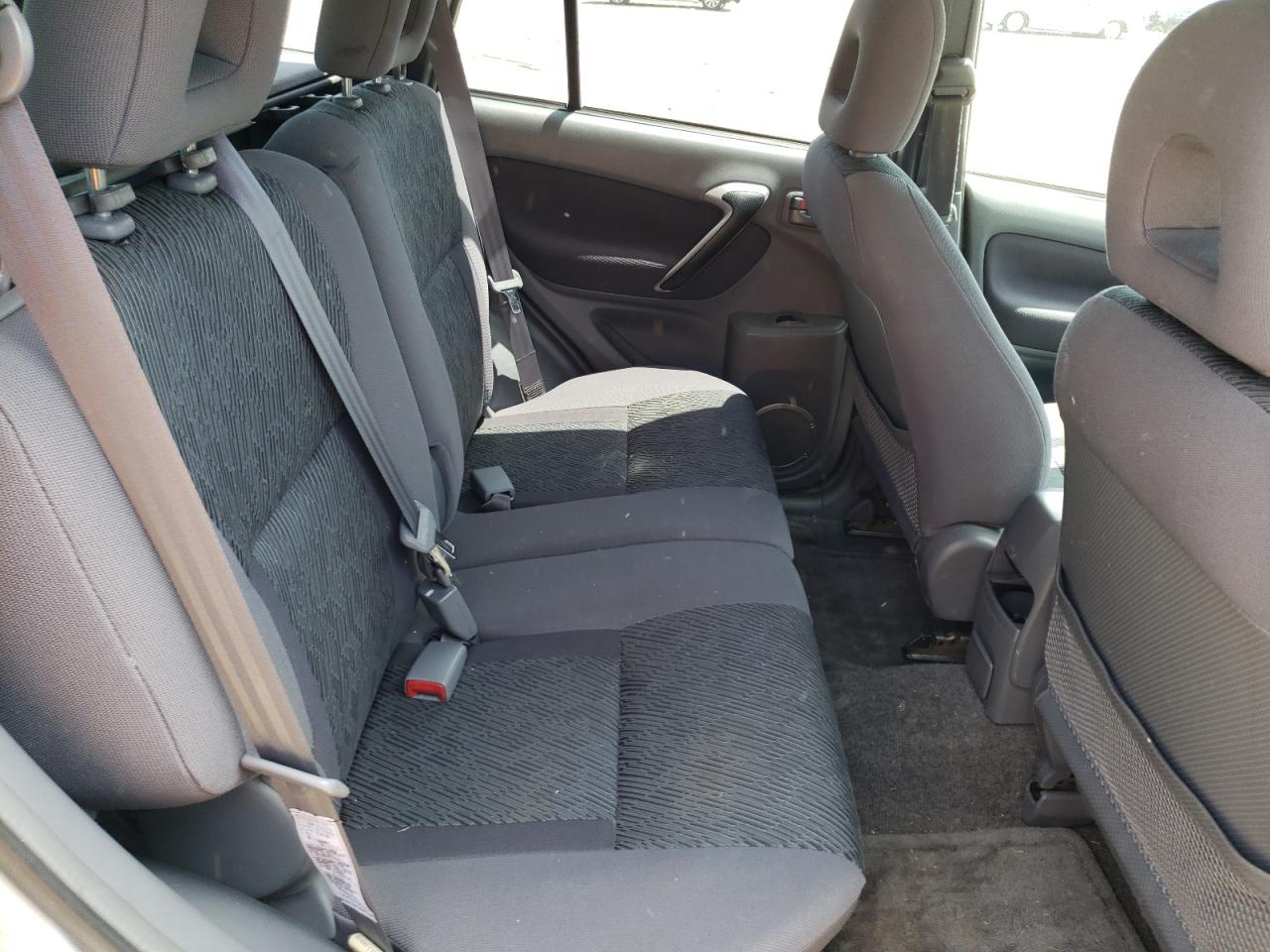 Photo 6 from auction – 2003 TOYOTA RAV4 with VIN JTEGH20V330118056