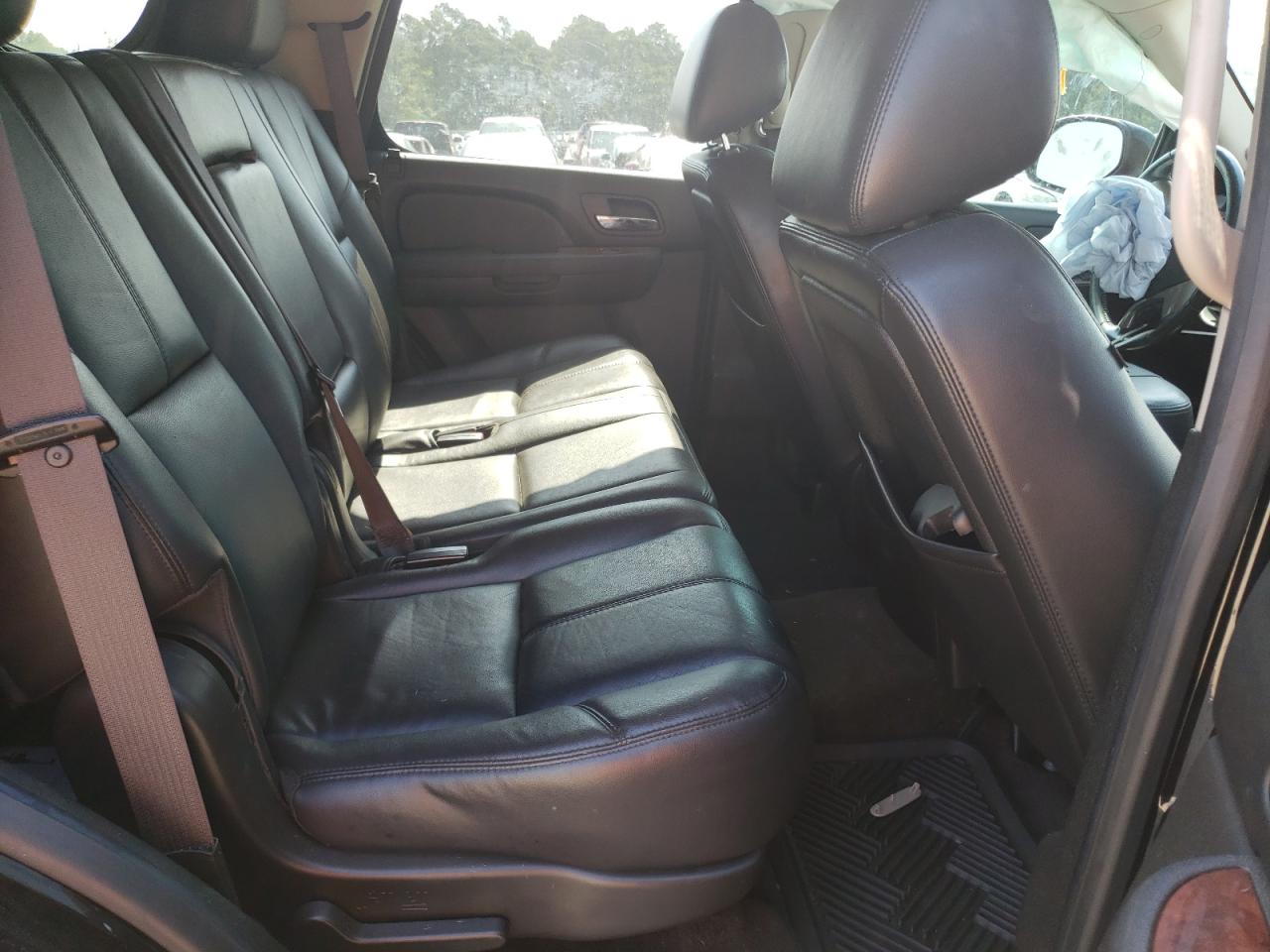 Photo 6 from auction – 2014 GMC YUKON SLT with VIN 1GKS1CE09ER245967
