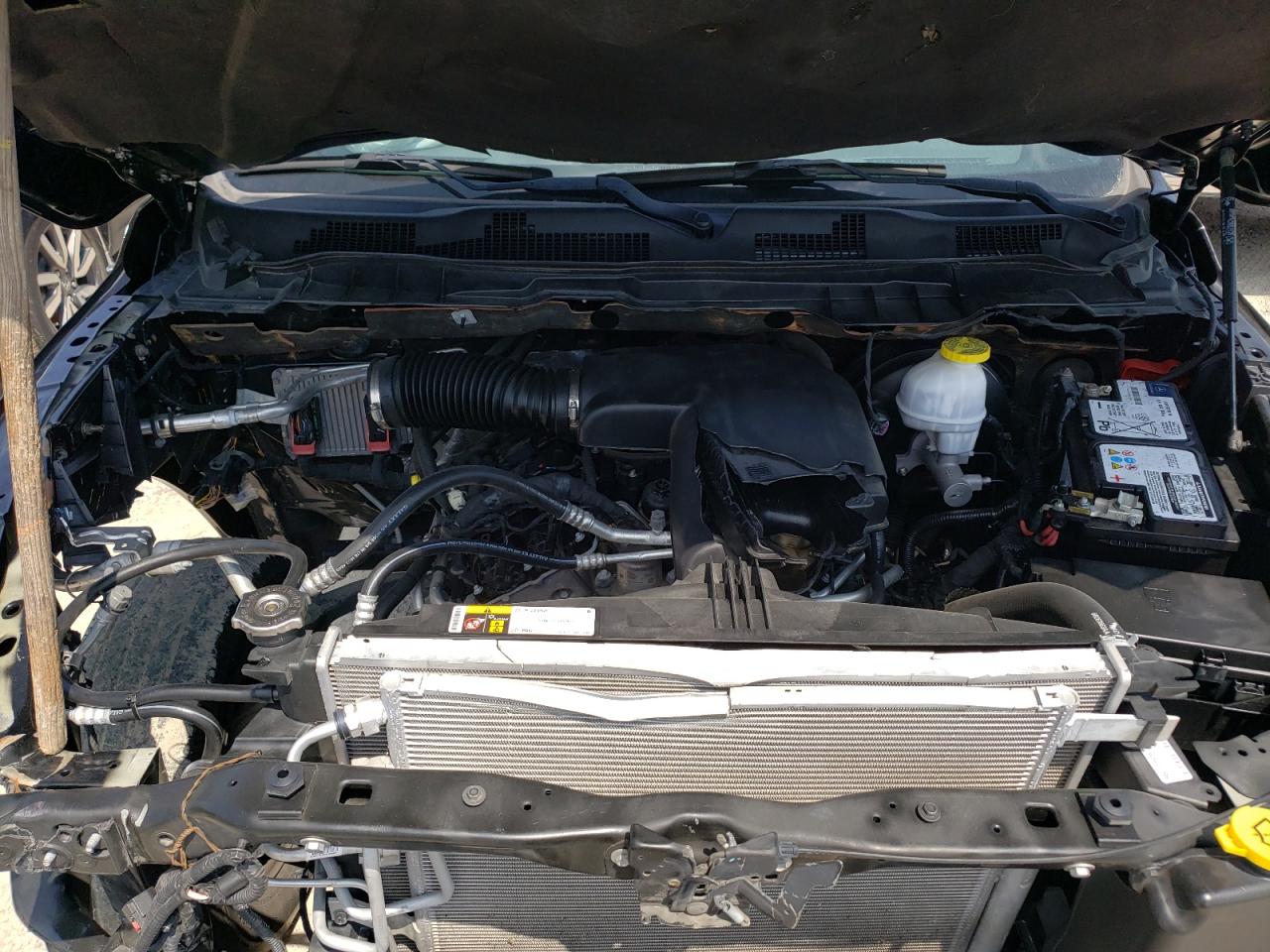 Photo 7 from auction – 2019 RAM 1500 CLASS with VIN 1C6RR6FG8KS610408
