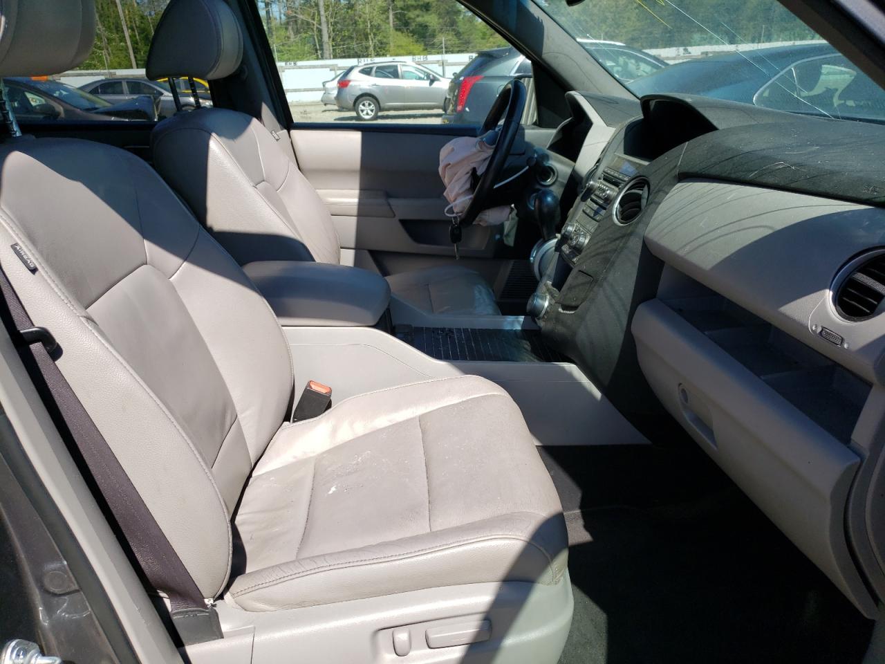 Photo 5 from auction – 2013 HONDA PILOT EXL with VIN 5FNYF4H65DB048571