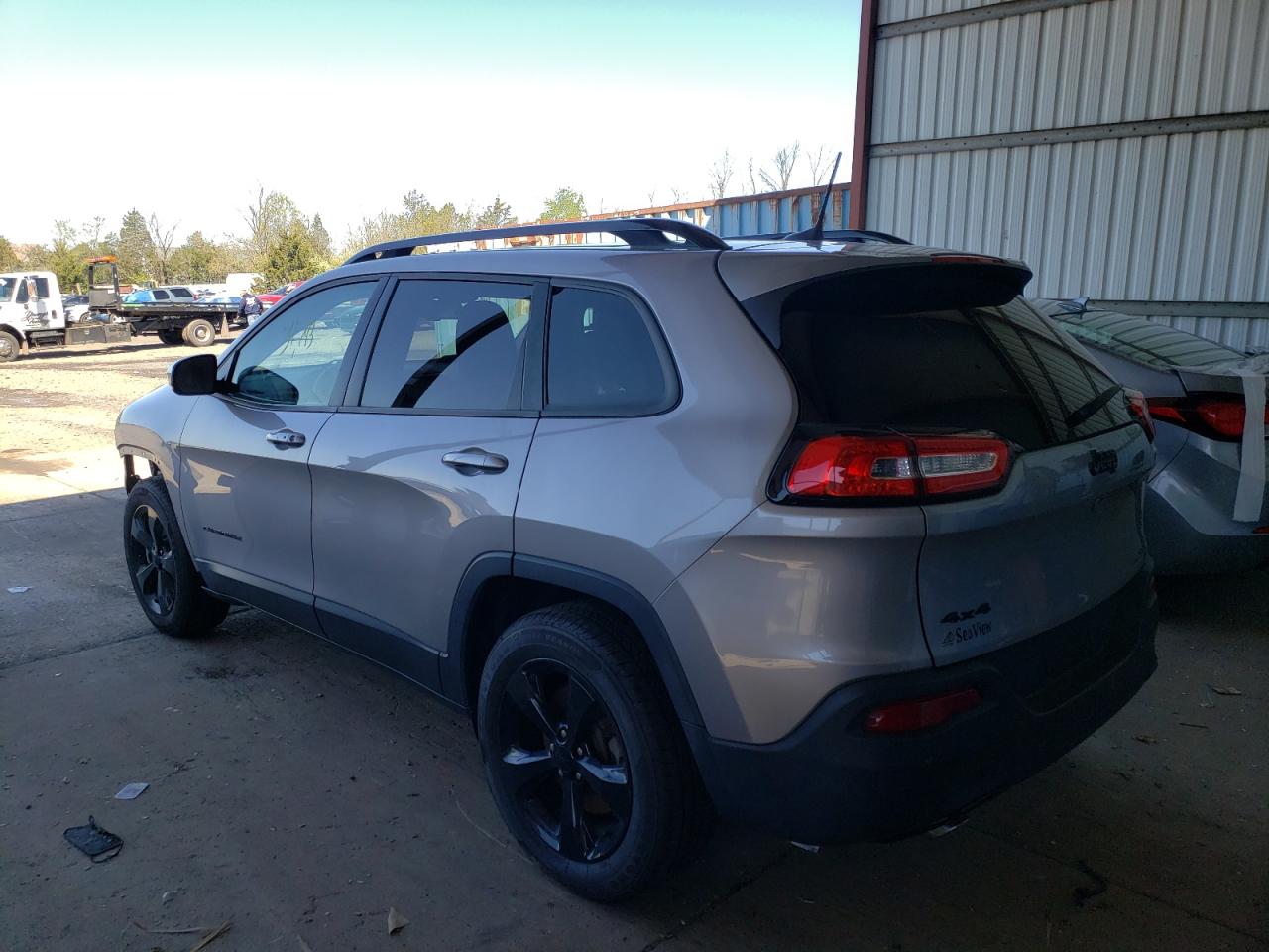 Photo 15 from auction – 2018 JEEP CHEROKEE L with VIN 1C4PJMDB5JD571315