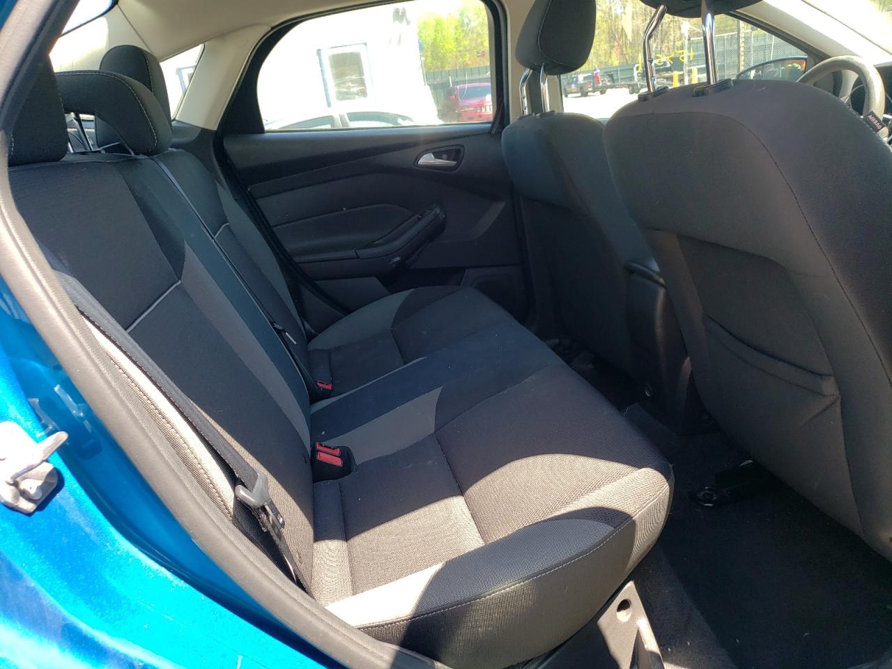 Photo 6 from auction – 2012 FORD FOCUS SE with VIN 1FAHP3F20CL160266
