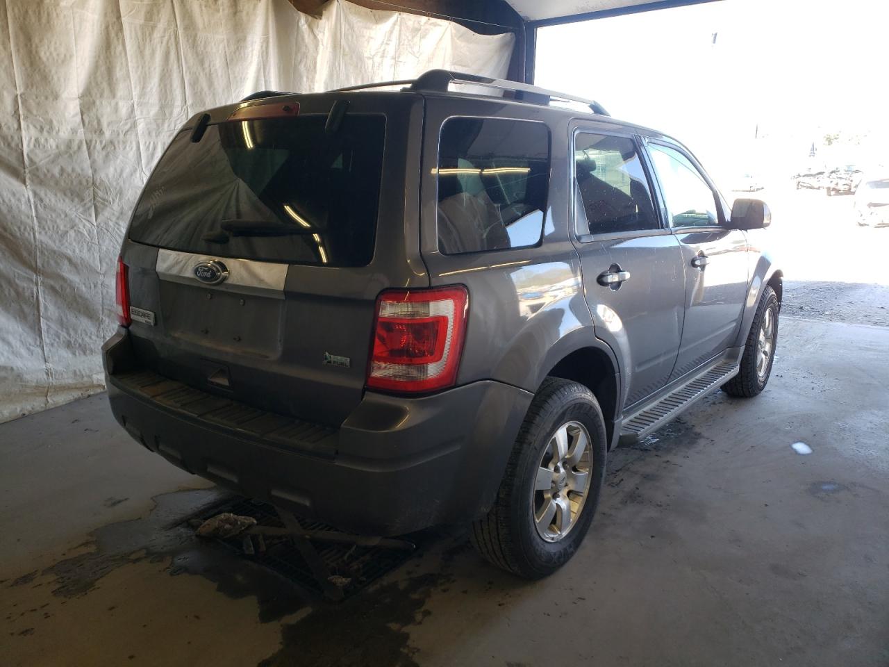 Photo 4 from auction – 2011 FORD ESCAPE LIM with VIN 1FMCU9EG7BKA78094