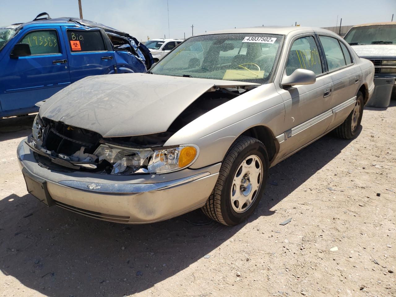 Photo 2 from auction – 2002 LINCOLN CONTINENTA with VIN 1LNHM97V92Y659501