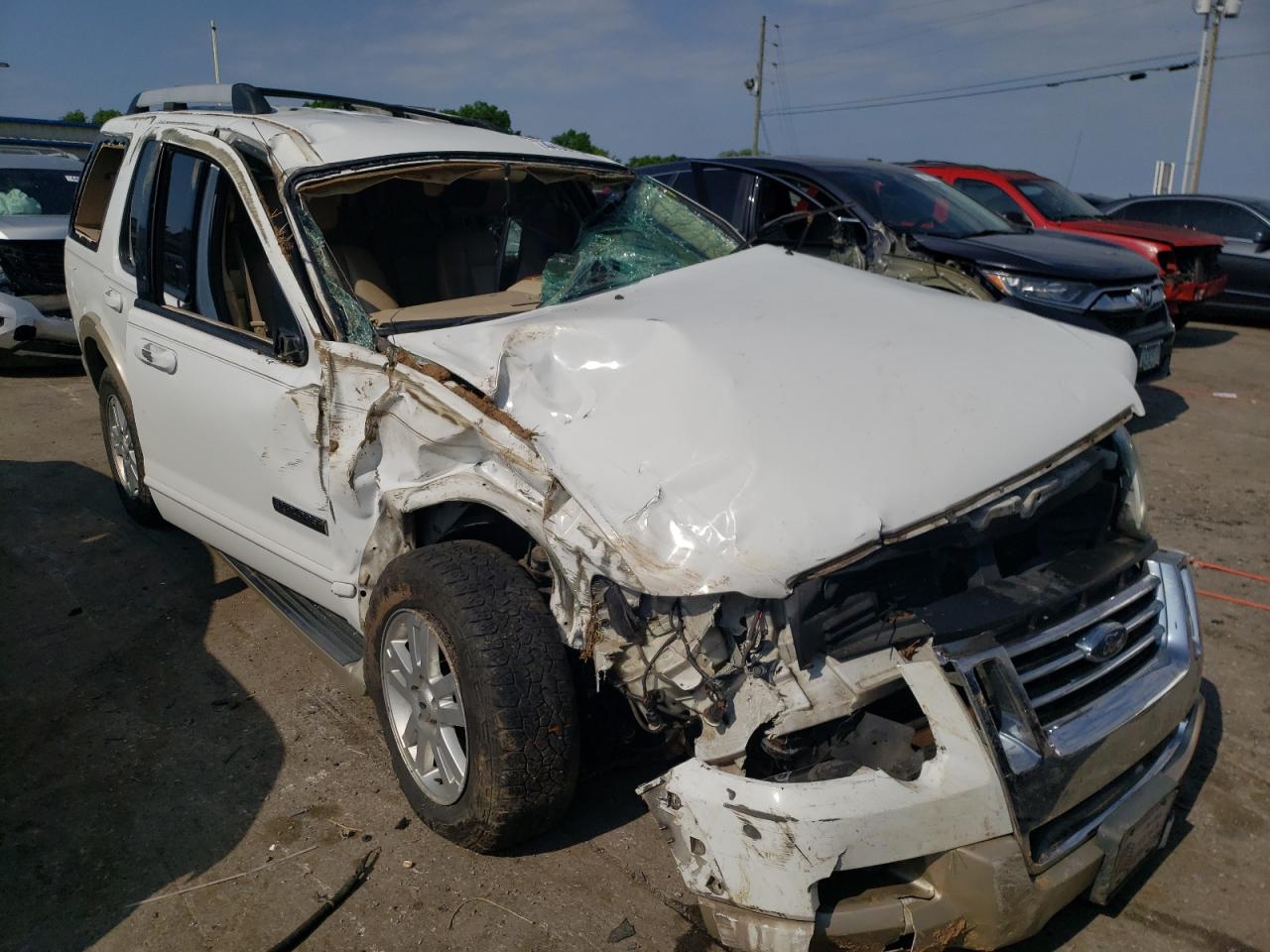 Photo 11 from auction – 2006 FORD EXPLORER E with VIN 1FMEU748X6UA34947
