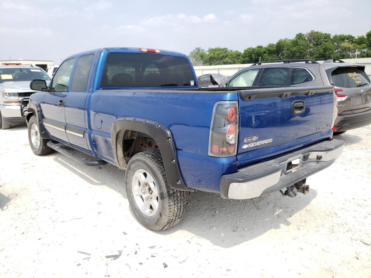 Photo 3 from auction – 2003 CHEVROLET SILVERADO with VIN 2GCEC19T831160538