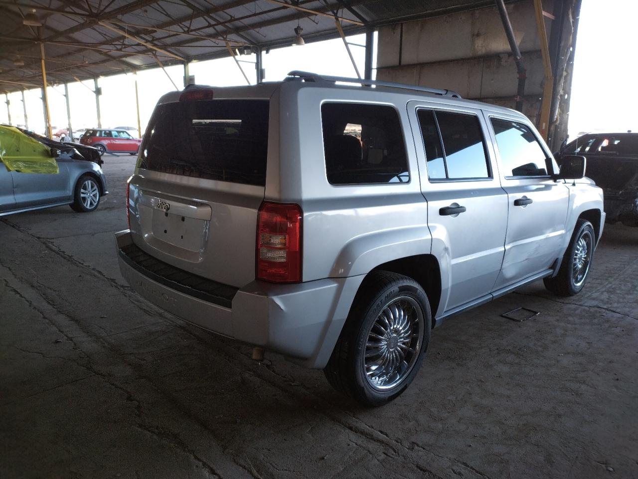 Photo 4 from auction – 2007 JEEP PATRIOT SP with VIN 1J8FT28W77D369942