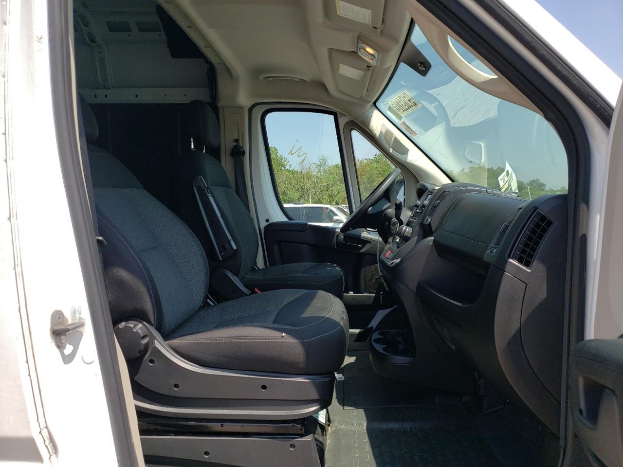 Photo 5 from auction – 2019 RAM PROMASTER with VIN 3C6TRVBG0KE550018