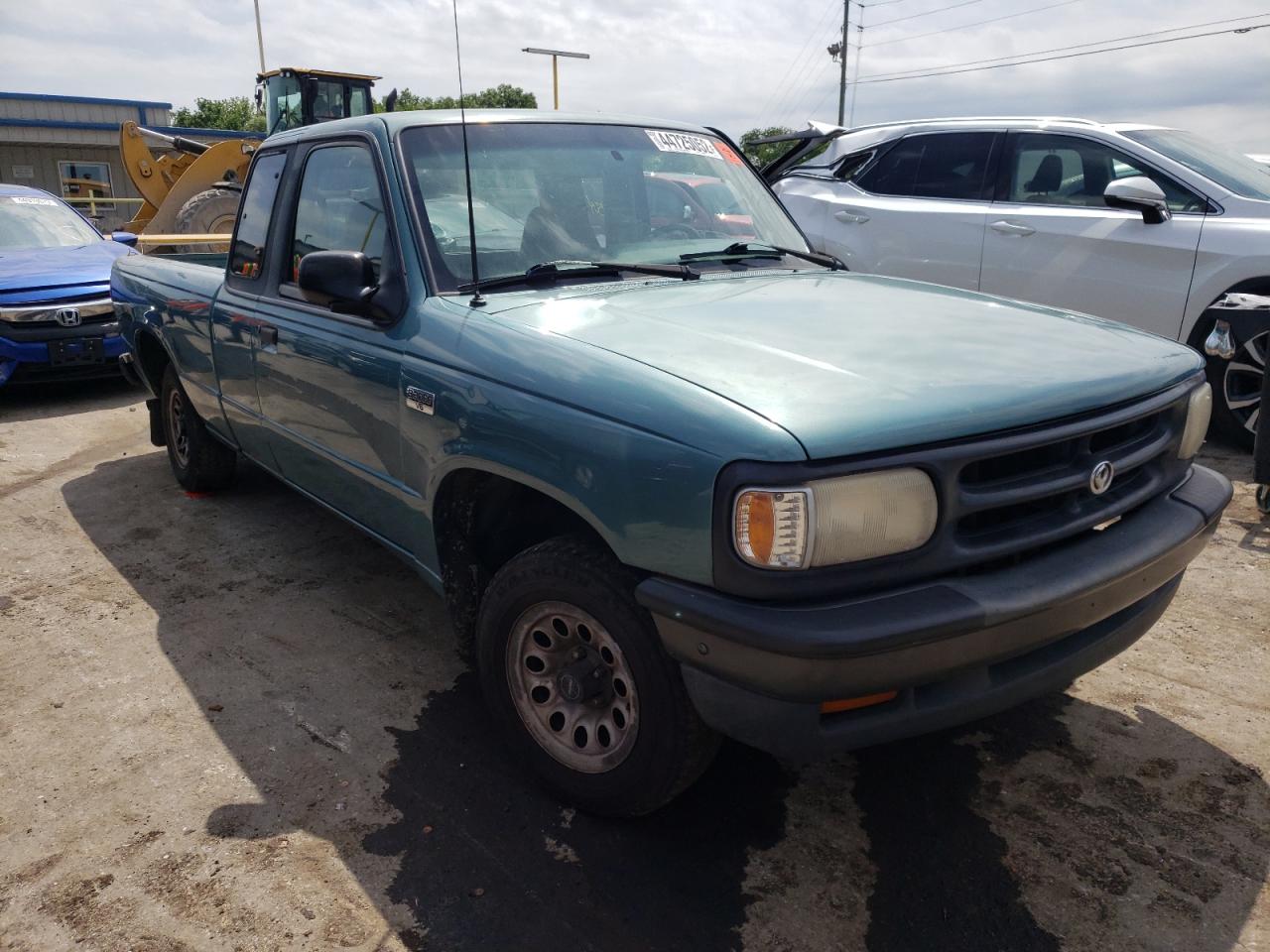 MAZDA B3000 CAB 1994 with VIN 4F4CR16U8RTN14149 - Photo from auction