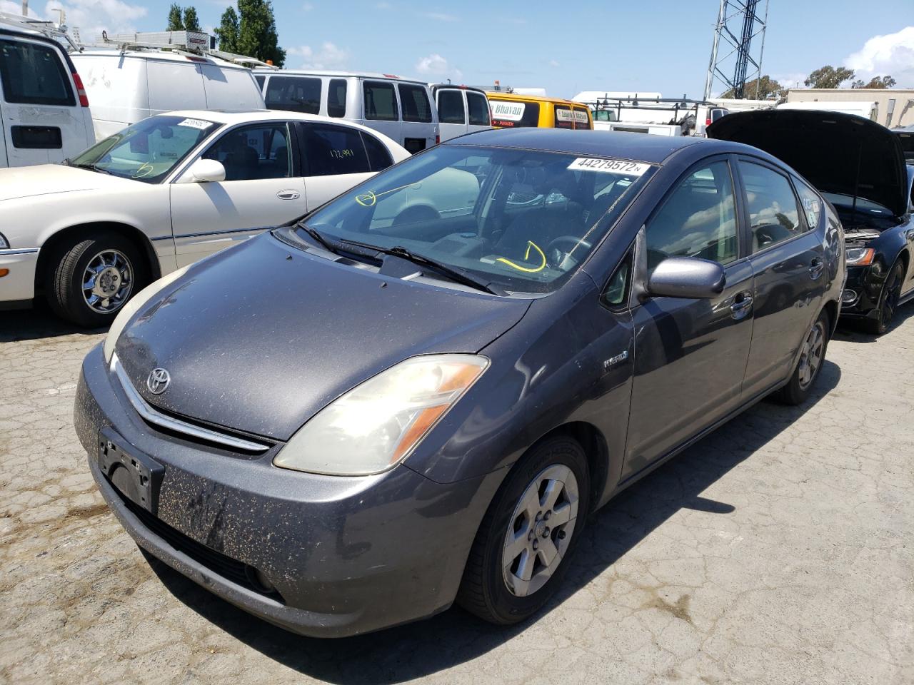 Photo 2 from auction – 2007 TOYOTA PRIUS with VIN JTDKB20U973232610