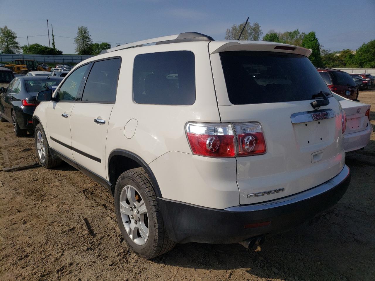 Photo 3 from auction – 2011 GMC ACADIA SLE with VIN 1GKKRNED5BJ366268
