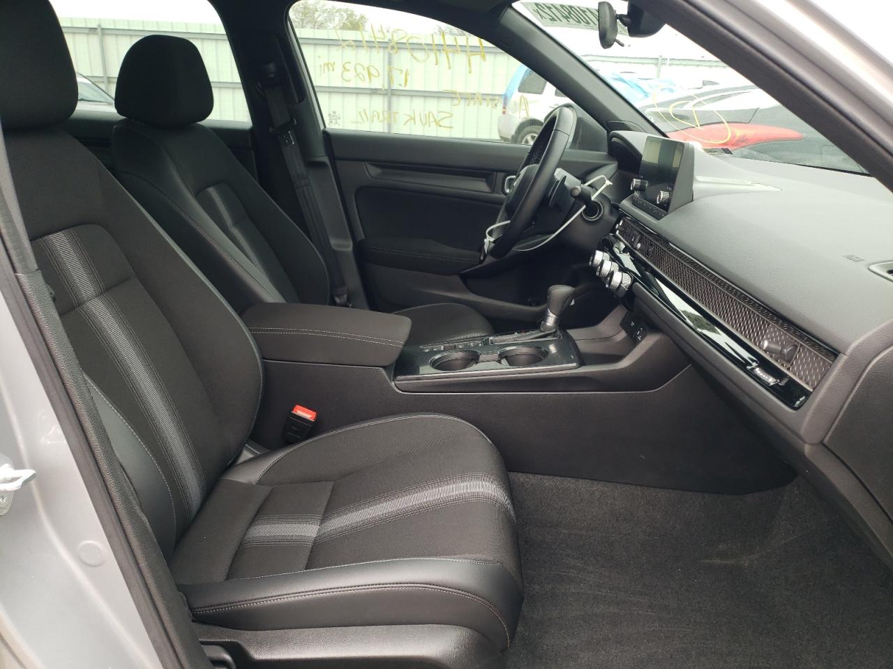 Photo 5 from auction – 2022 HONDA CIVIC with VIN 2HGFE2F50NH500657