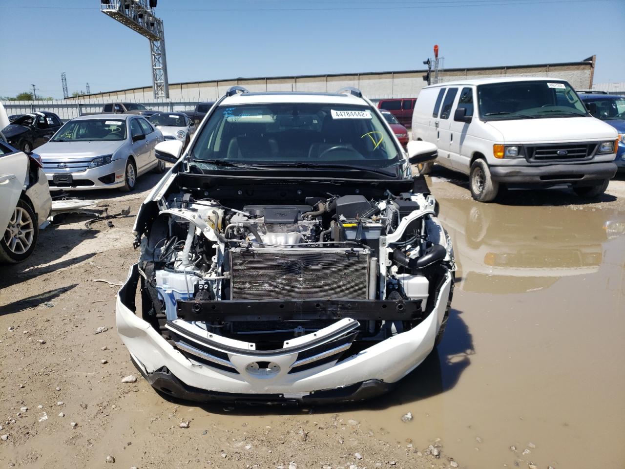 Photo 9 from auction – 2014 TOYOTA RAV4 LIMIT with VIN JTMYFREV5ED038494