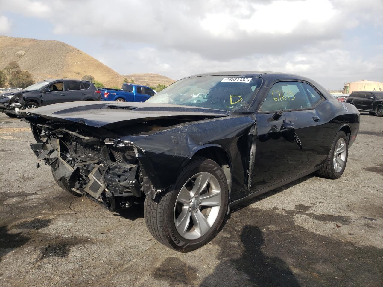 Photo 2 from auction – 2016 DODGE CHALLENGER with VIN 2C3CDZAG4GH171961
