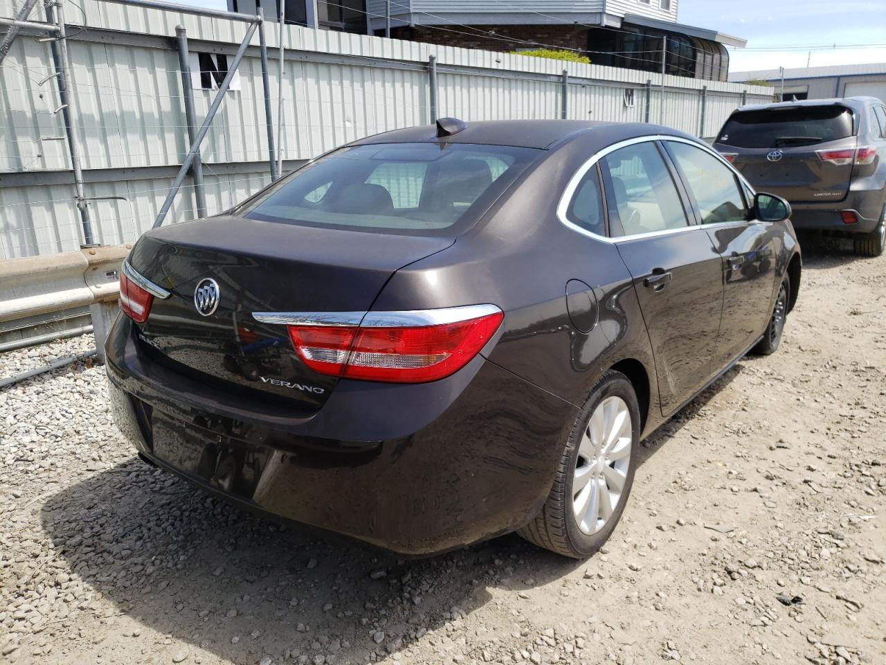 Photo 4 from auction – 2015 BUICK VERANO with VIN 1G4PP5SK8F4216472