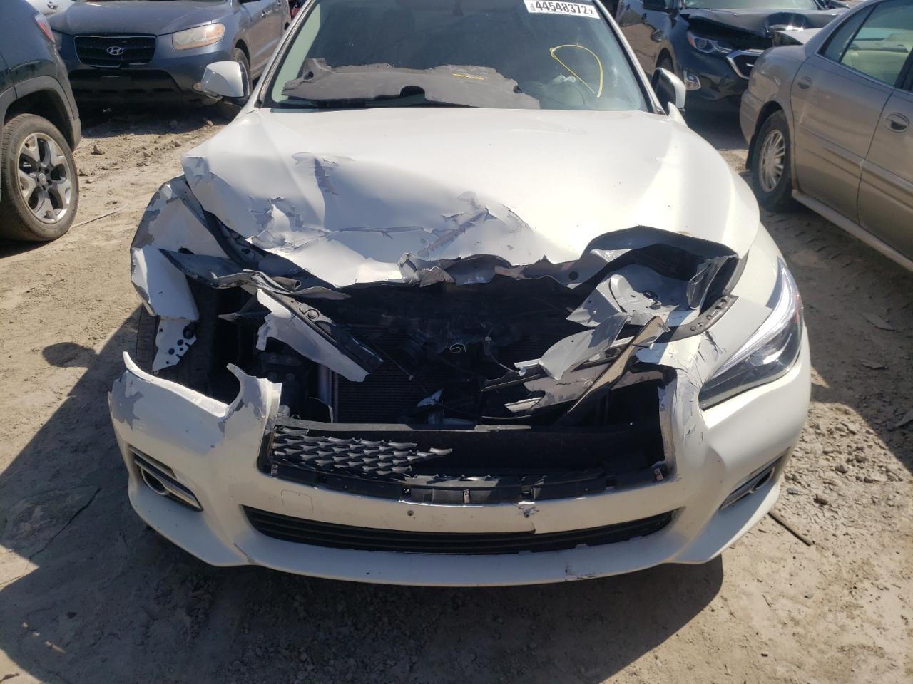Photo 9 from auction – 2014 INFINITI Q50 BASE with VIN JN1BV7AR1EM693115