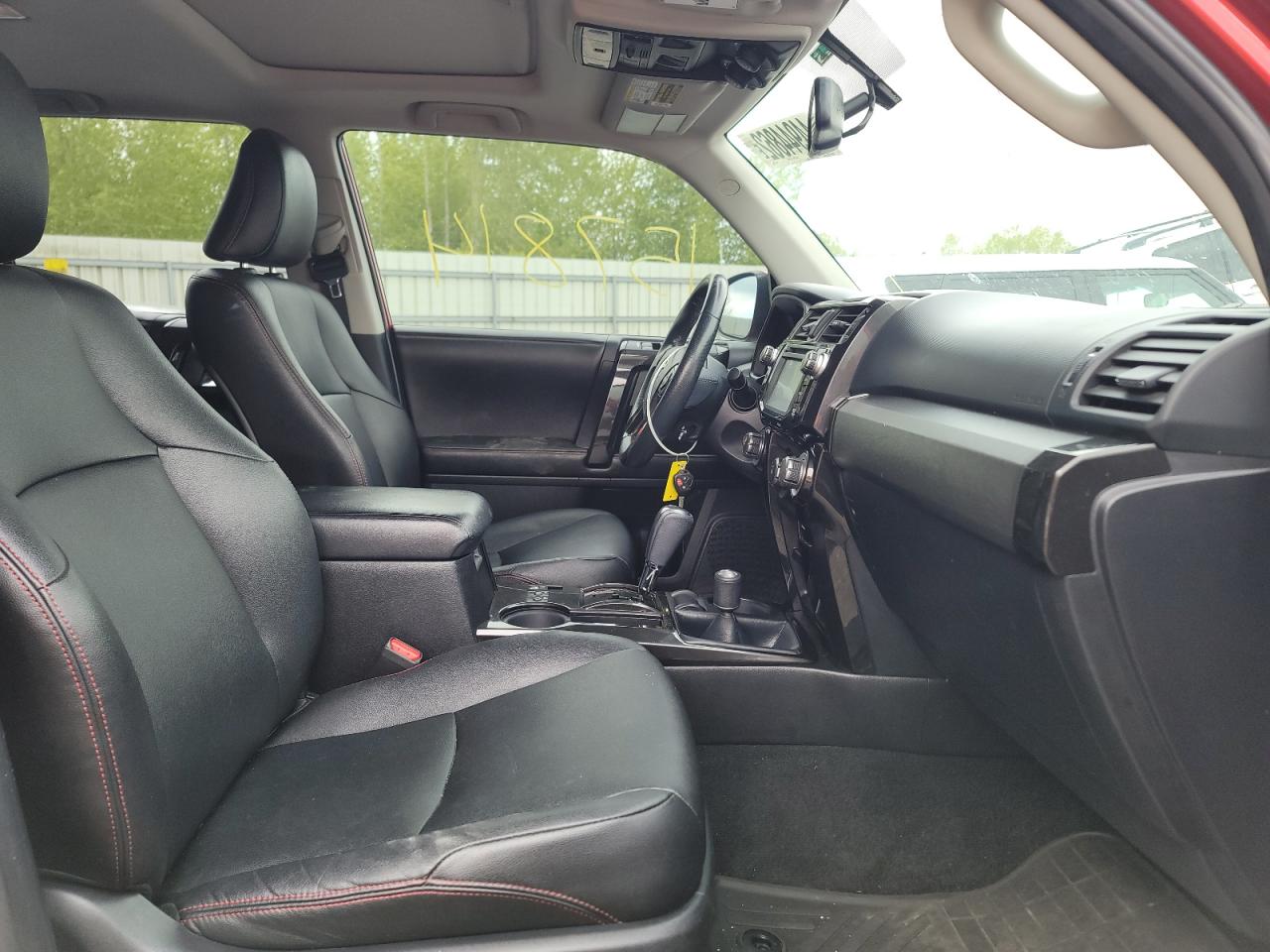 Photo 5 from auction – 2015 TOYOTA 4RUNNER SR with VIN JTEBU5JR4F5237234