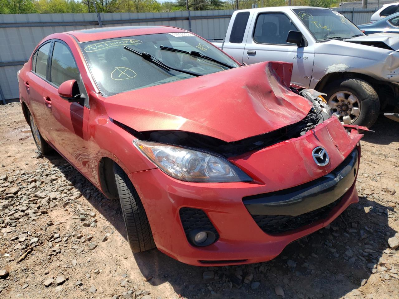 MAZDA 3 I 2013 with VIN JM1BL1WP3D1823502 - Photo from auction