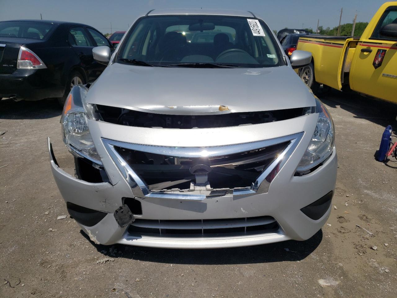 Photo 9 from auction – 2019 NISSAN VERSA S with VIN 3N1CN7AP9KL813087