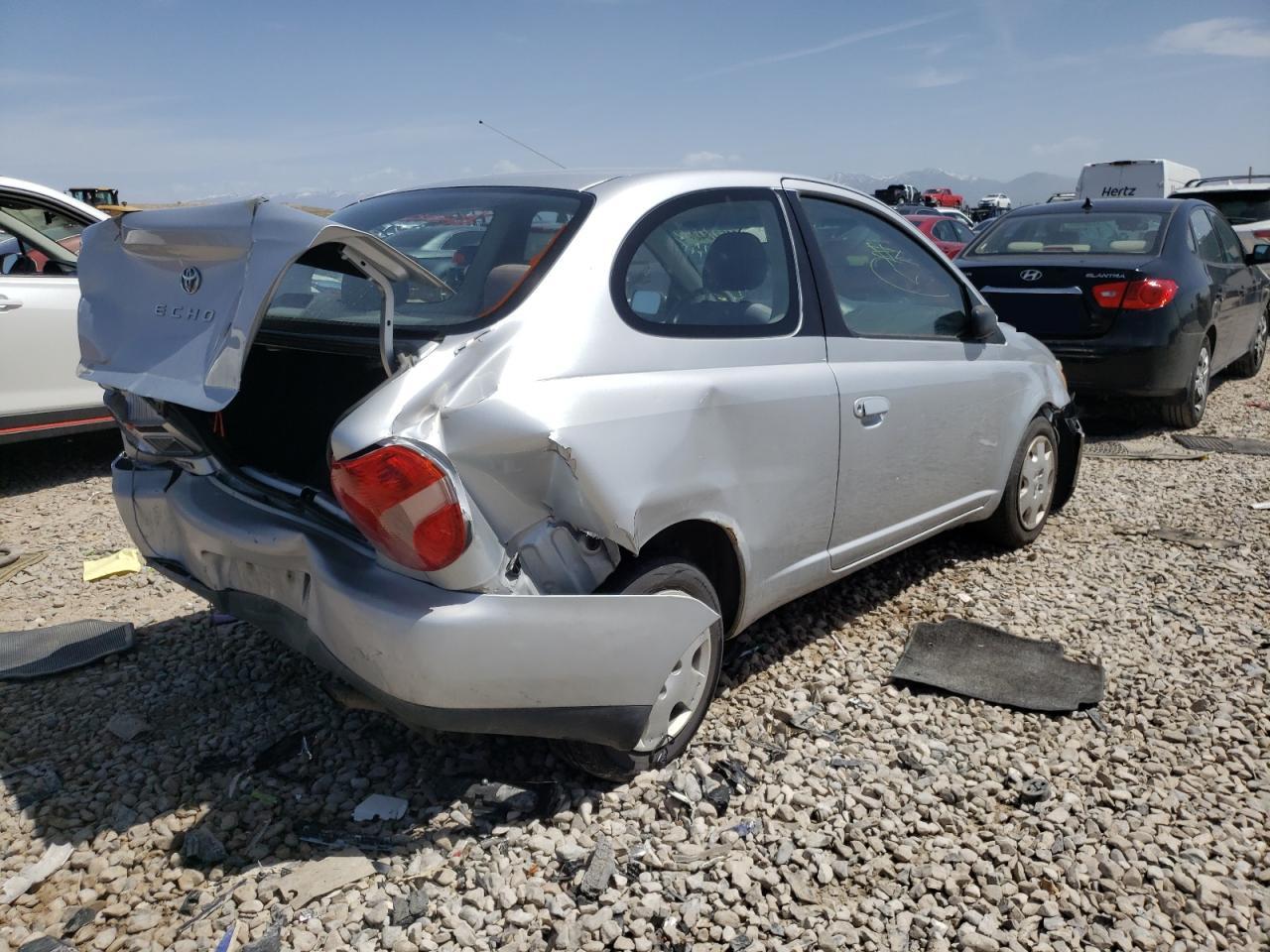 Photo 4 from auction – 2002 TOYOTA ECHO with VIN JTDAT123920256813
