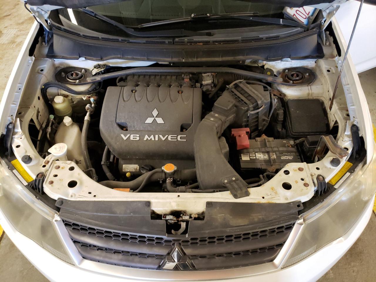 Photo 7 from auction – 2007 MITSUBISHI OUTLANDER with VIN JA4MT41X77Z009404