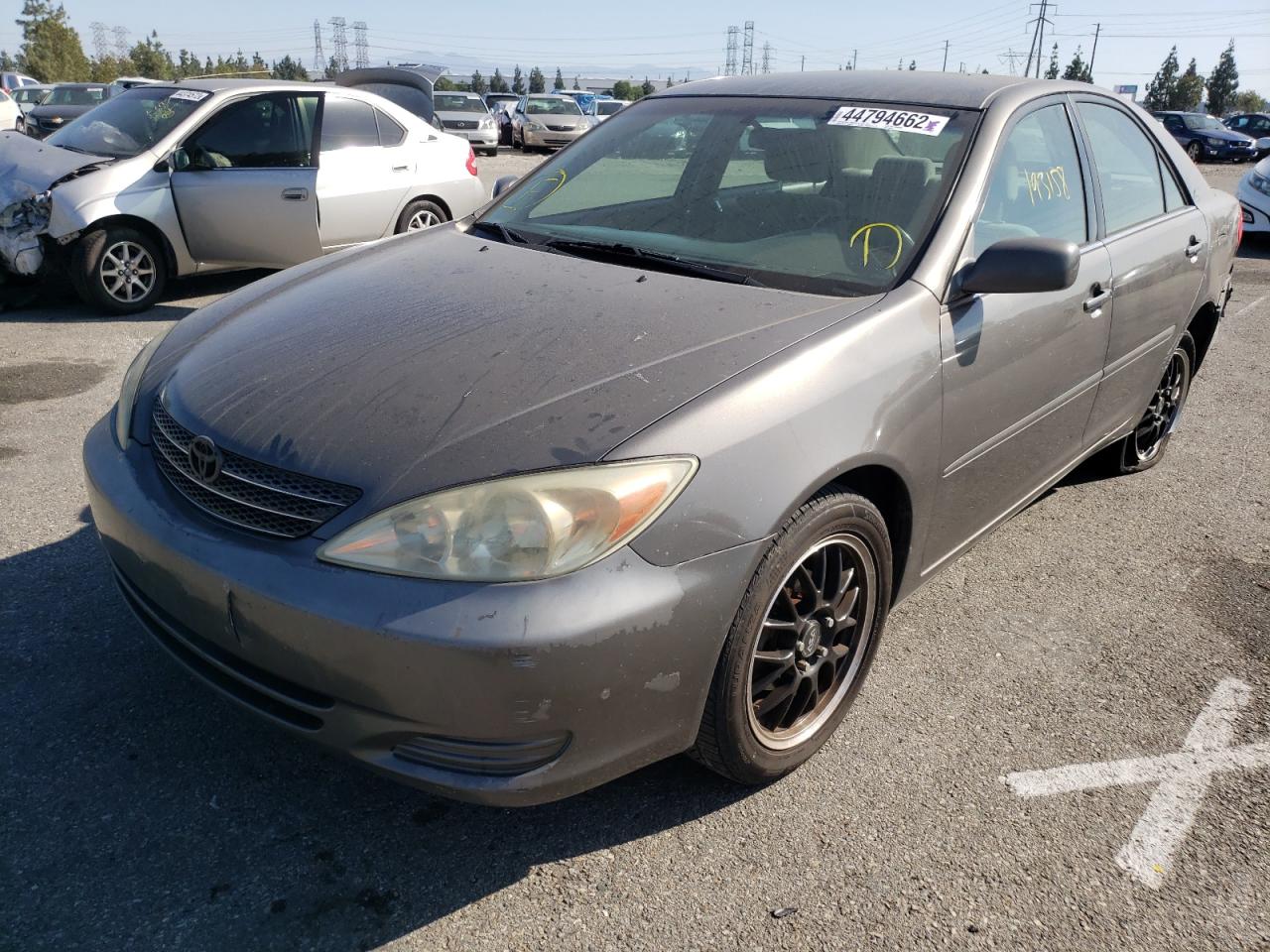Photo 2 from auction – 2004 TOYOTA CAMRY LE with VIN 4T1BE32K44U869558