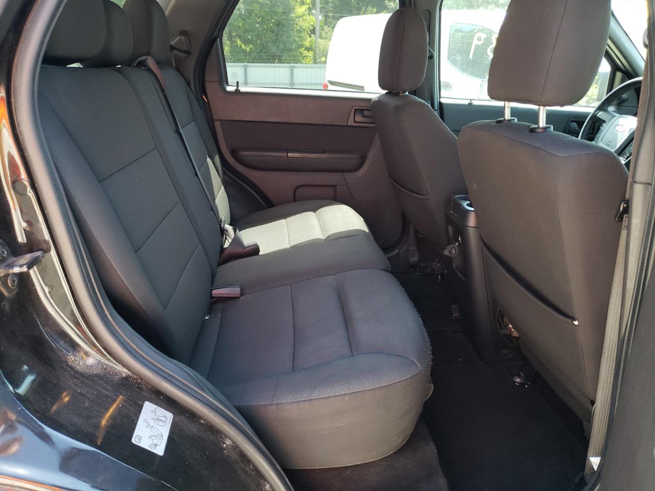 Photo 6 from auction – 2012 FORD ESCAPE XLT with VIN 1FMCU0D79CKA89693