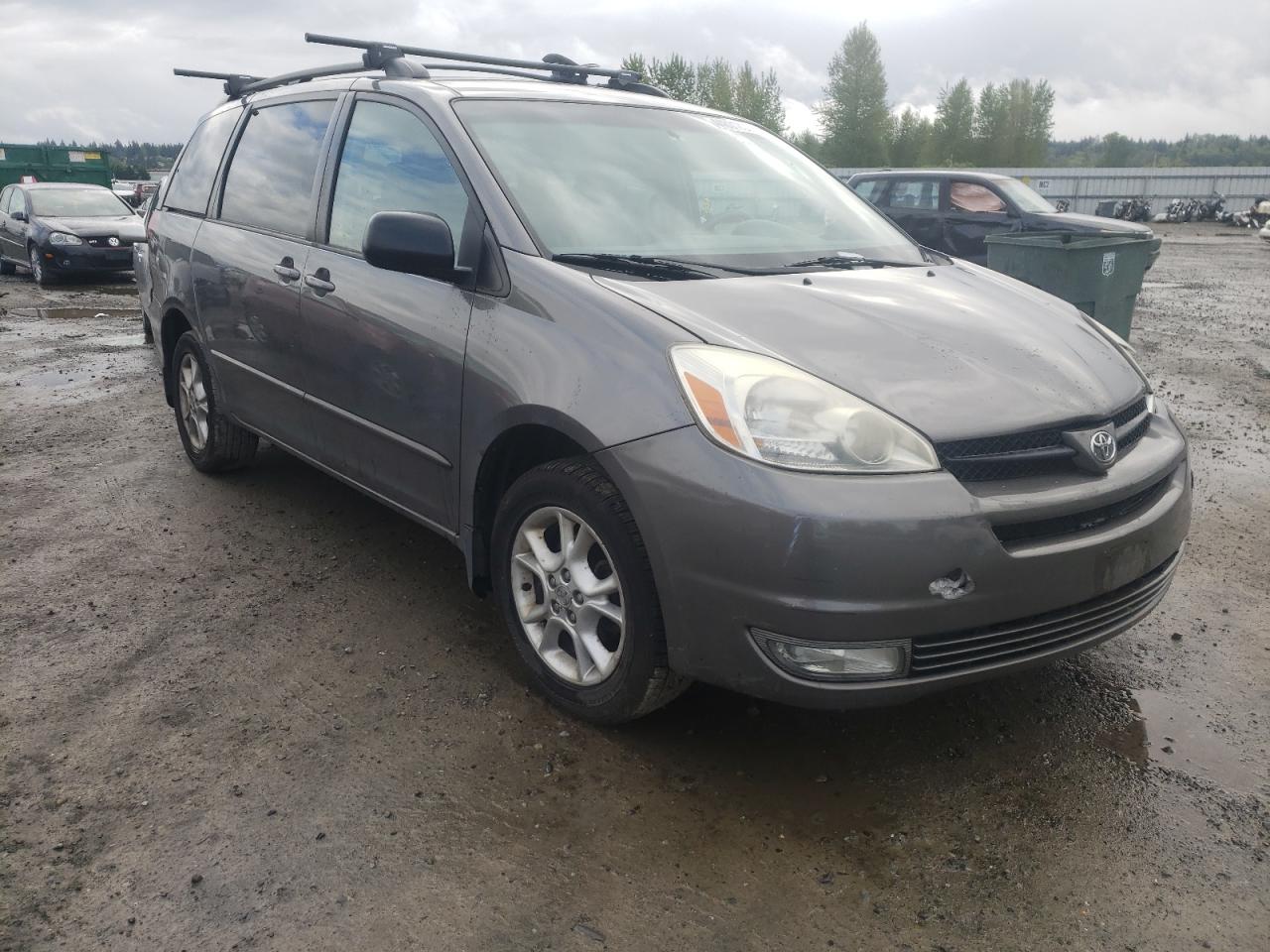 TOYOTA SIENNA XLE 2005 with VIN 5TDBA22C05S051074 - Photo from auction