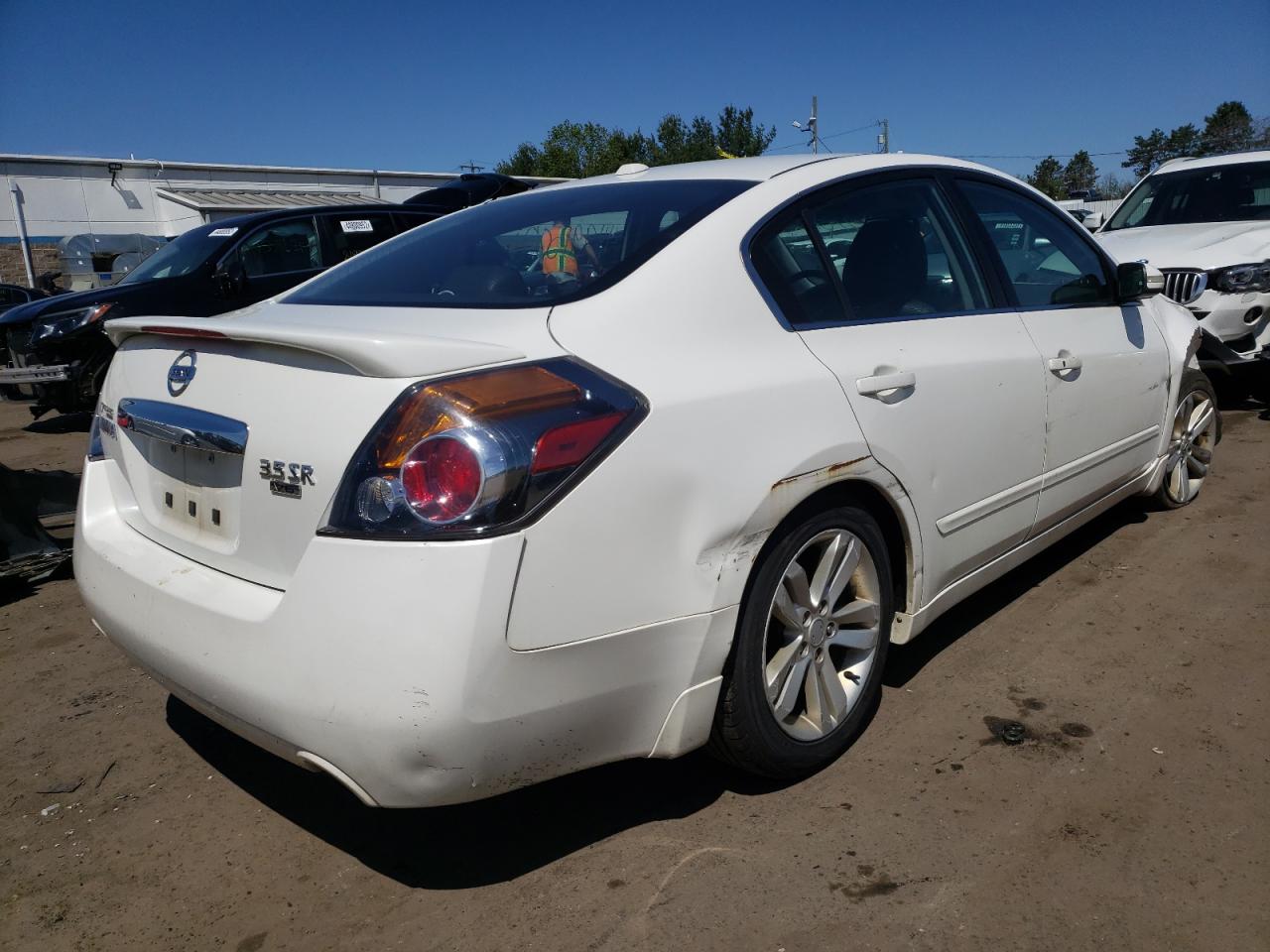 Photo 4 from auction – 2010 NISSAN ALTIMA SR with VIN 1N4BL2AP9AN554607