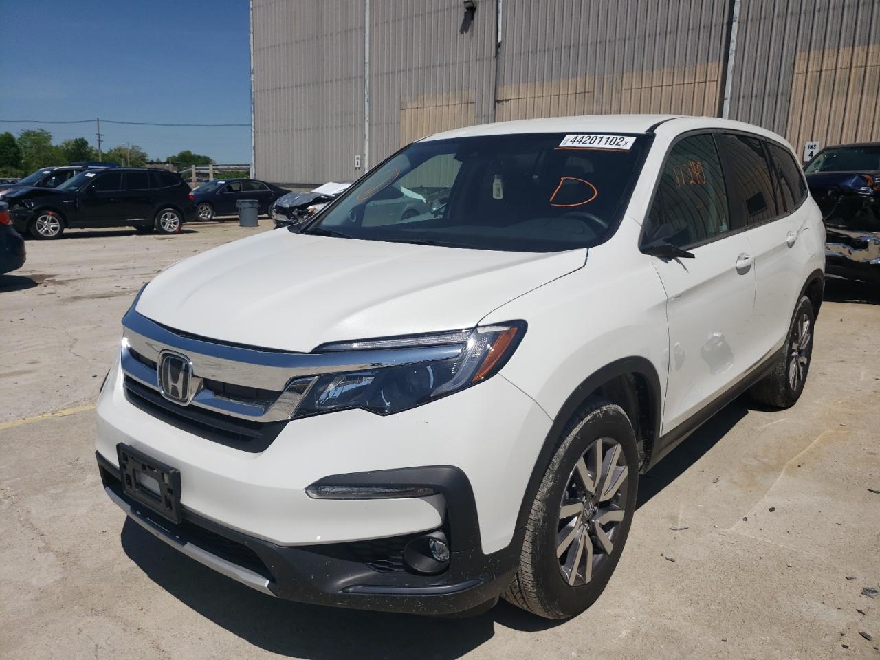 Photo 2 from auction – 2021 HONDA PILOT EX with VIN 5FNYF6H34MB062771